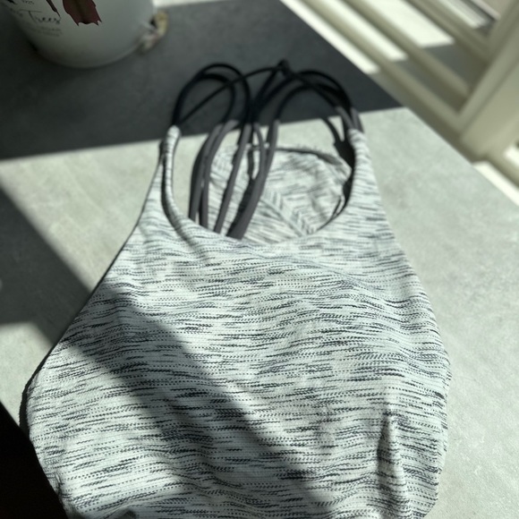 NWOT white & grey lululemon tank top - Picture 9 of 10